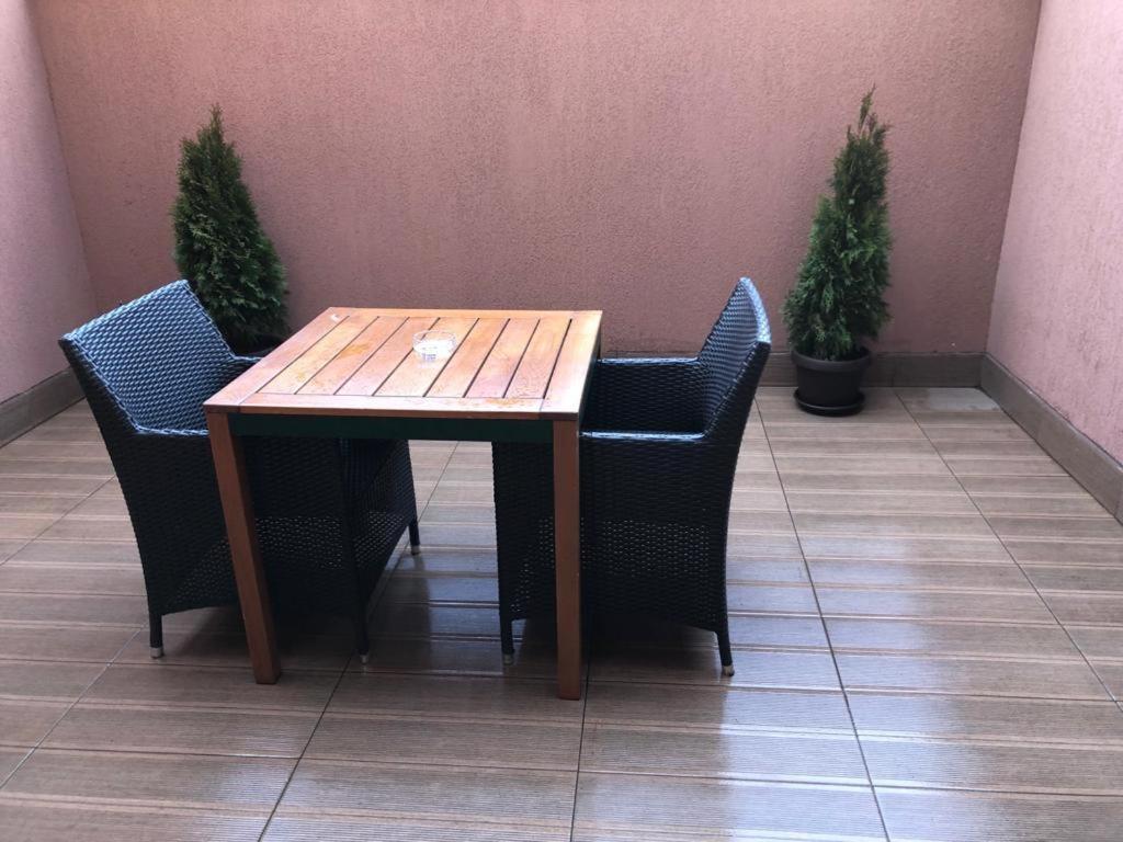 Hotel Rivoli ブカレスト エクステリア 写真